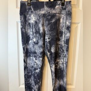 ZYIA Active Navy and White Leggings